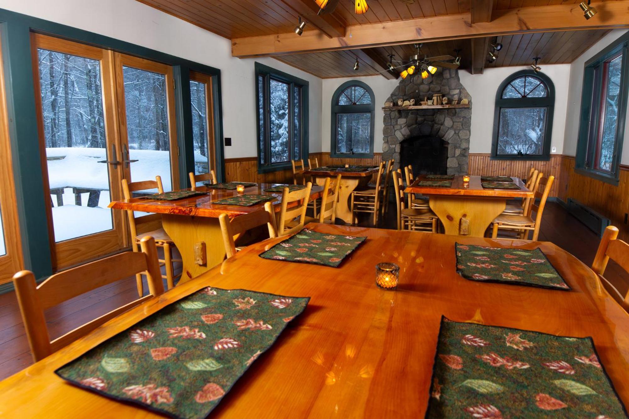 Keene Valley Trails End Inn מראה חיצוני תמונה