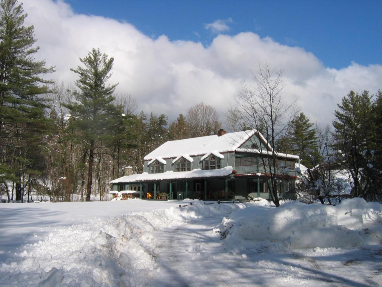 Keene Valley Trails End Inn מראה חיצוני תמונה